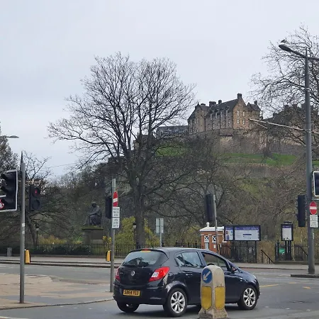 Lovely 2 Bedroom Flat In The Heart Of The City EDI Exterior foto